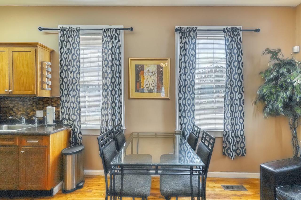 Savannah City Line Villa ภายนอก รูปภาพ